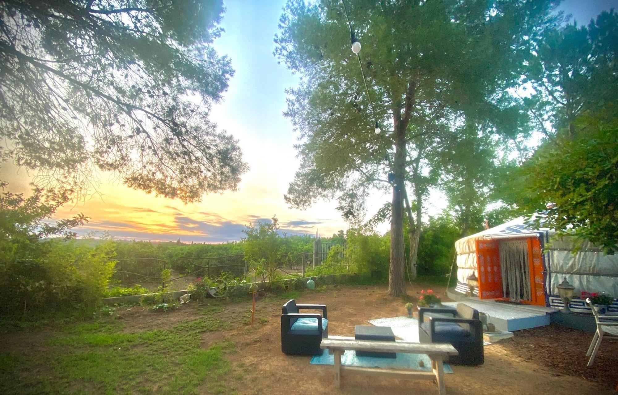 Yurta Arco Iris Hotel Riba Roja De Turia Bagian luar foto