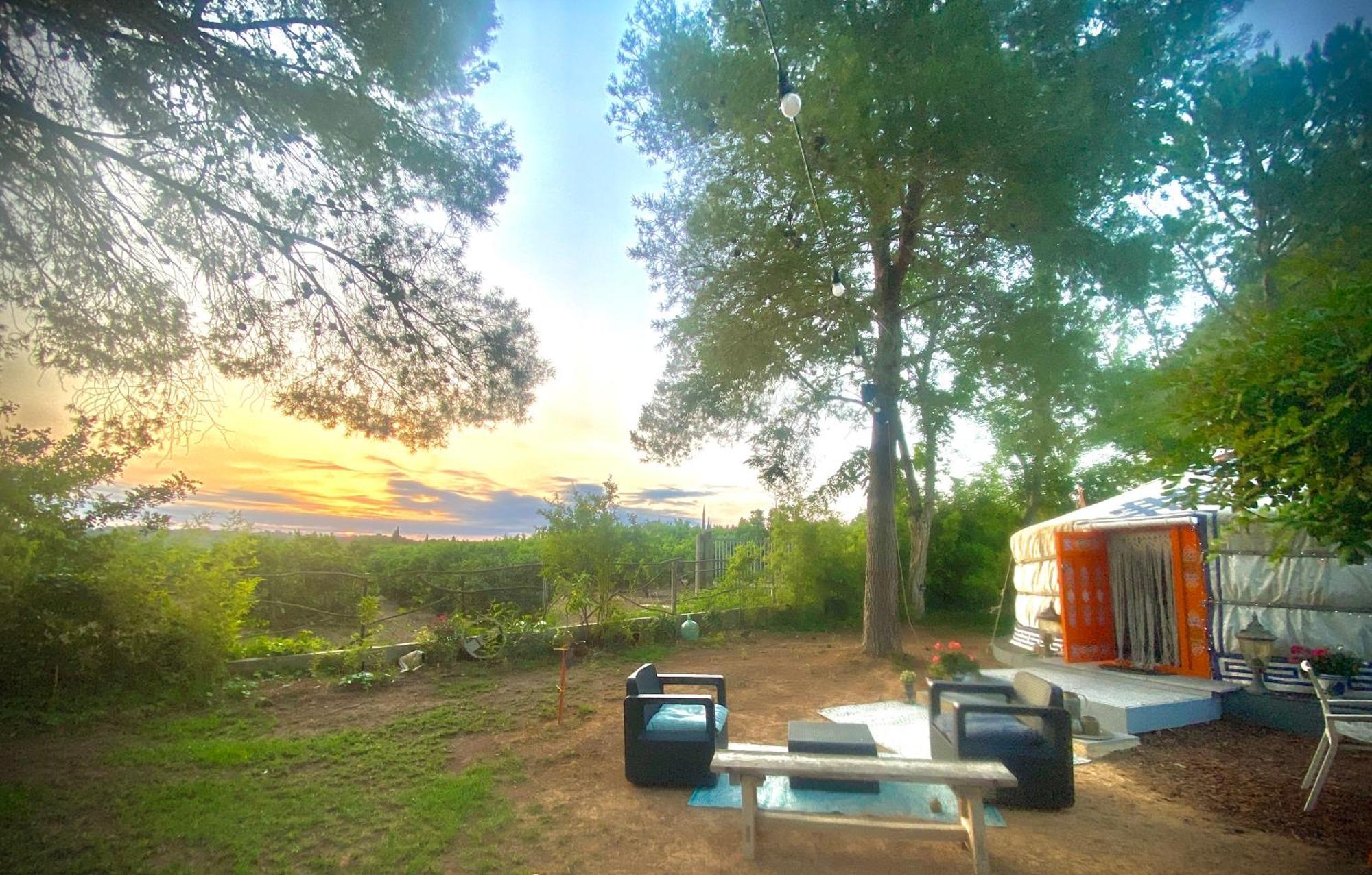 Yurta Arco Iris Hotel Riba Roja De Turia Bagian luar foto